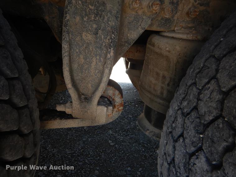 image for item EK9591 2007 Sterling A-Line fuel and lube truck