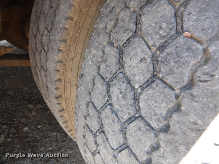 image for item EK9591 2007 Sterling A-Line fuel and lube truck