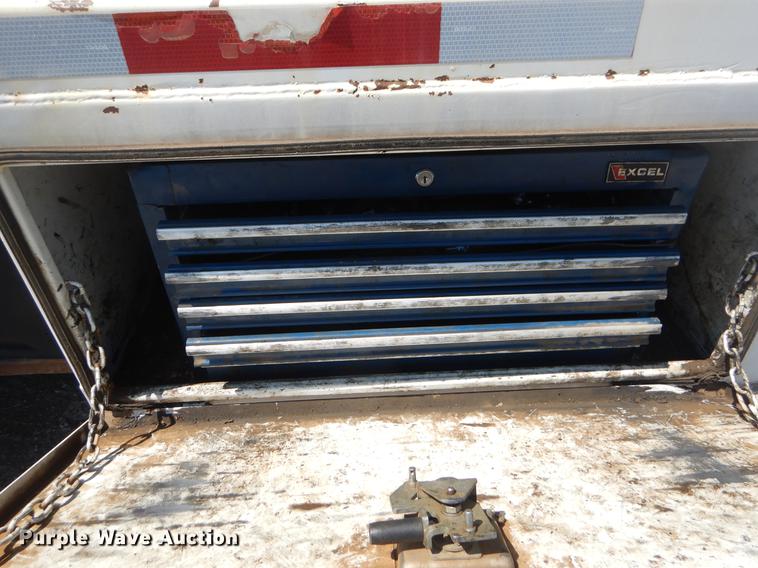 image for item EK9591 2007 Sterling A-Line fuel and lube truck