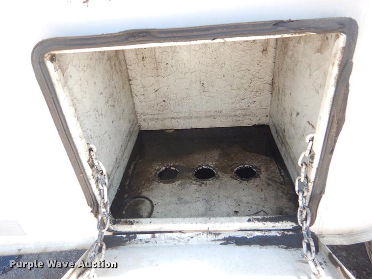 image for item EK9591 2007 Sterling A-Line fuel and lube truck