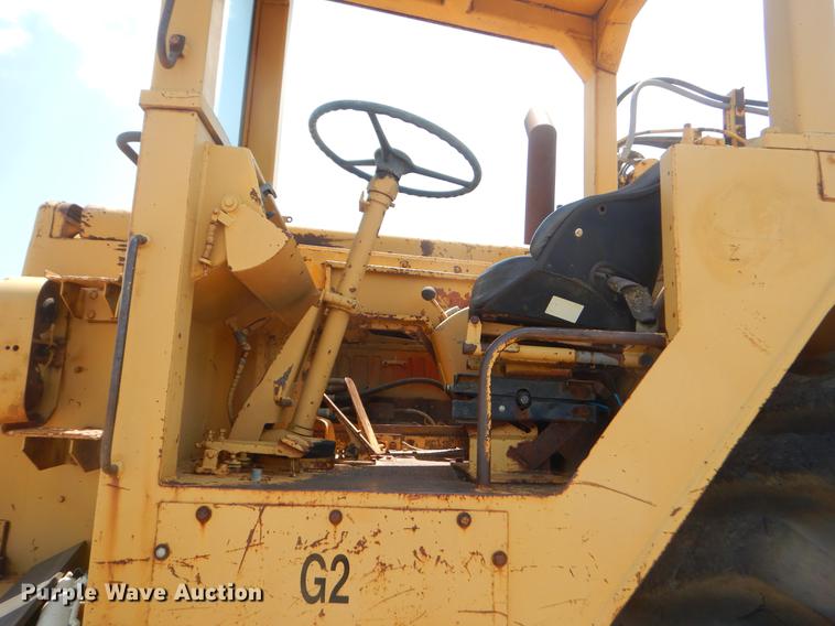 image for item EK9592 Caterpillar 621 conventional scraper