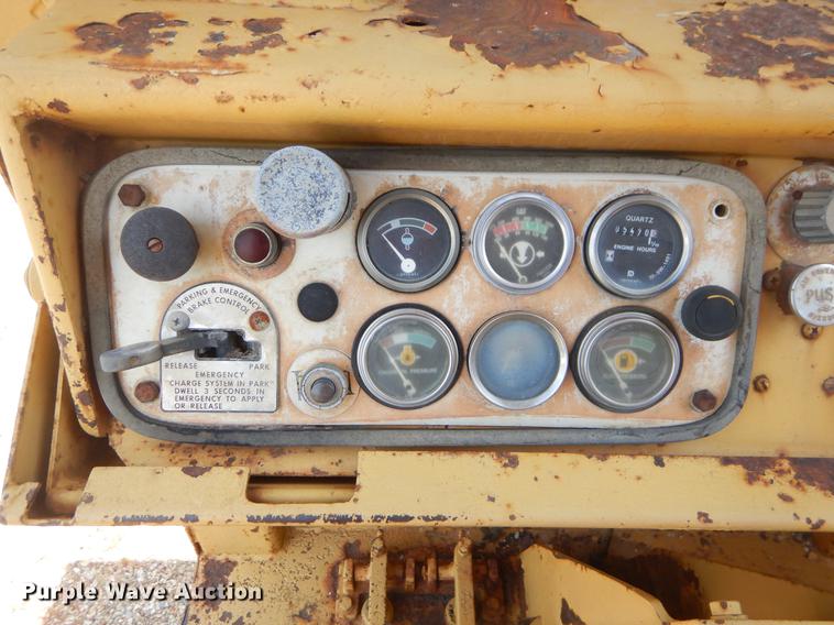 image for item EK9592 Caterpillar 621 conventional scraper