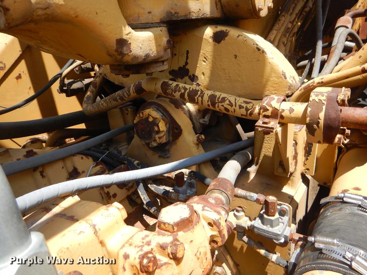 image for item EK9592 Caterpillar 621 conventional scraper