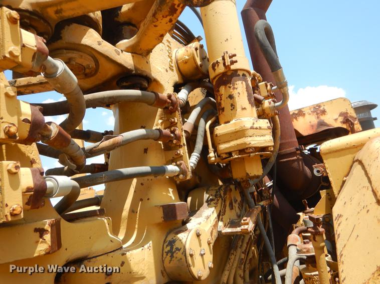 image for item EK9592 Caterpillar 621 conventional scraper