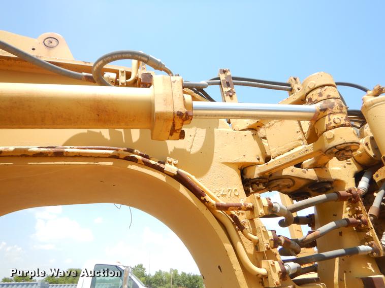 image for item EK9592 Caterpillar 621 conventional scraper