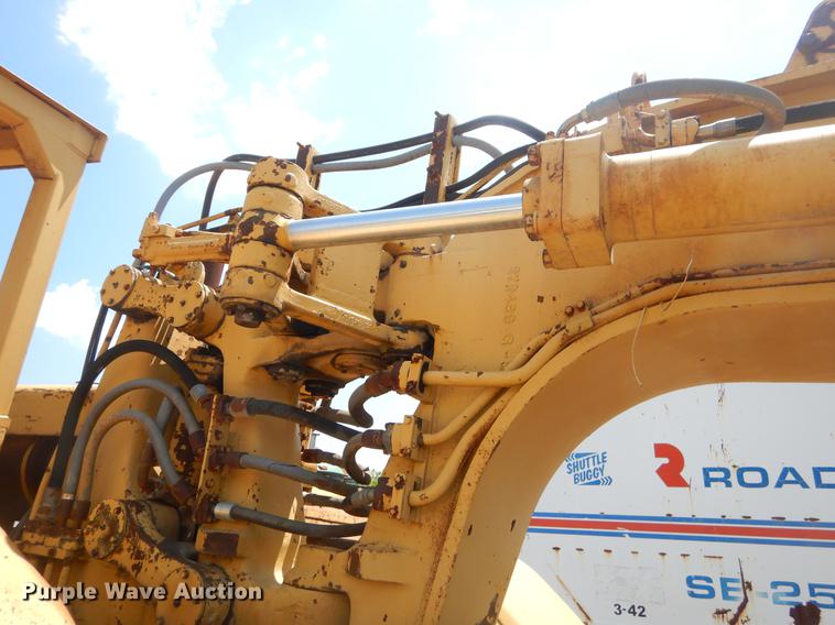 image for item EK9592 Caterpillar 621 conventional scraper