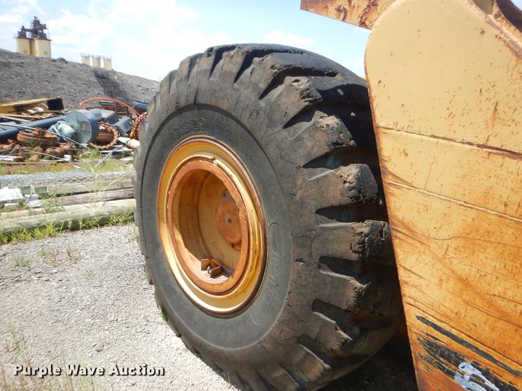 image for item EK9592 Caterpillar 621 conventional scraper