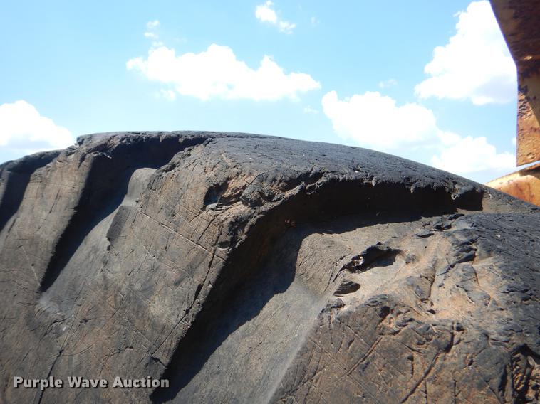 image for item EK9592 Caterpillar 621 conventional scraper