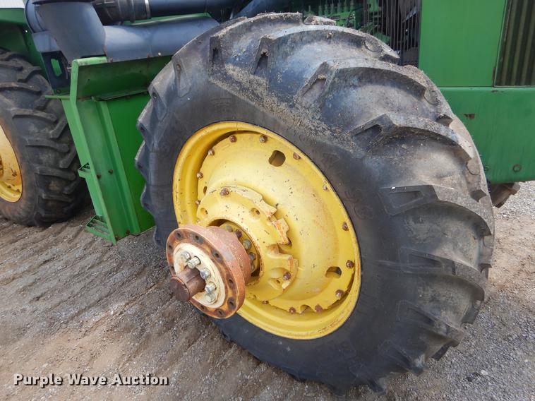 image for item EK9593 John Deere 8650 4WD tractor