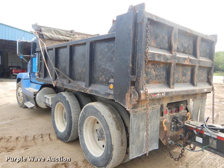 image for item EK9599 1991 Freightliner FLD dump truck