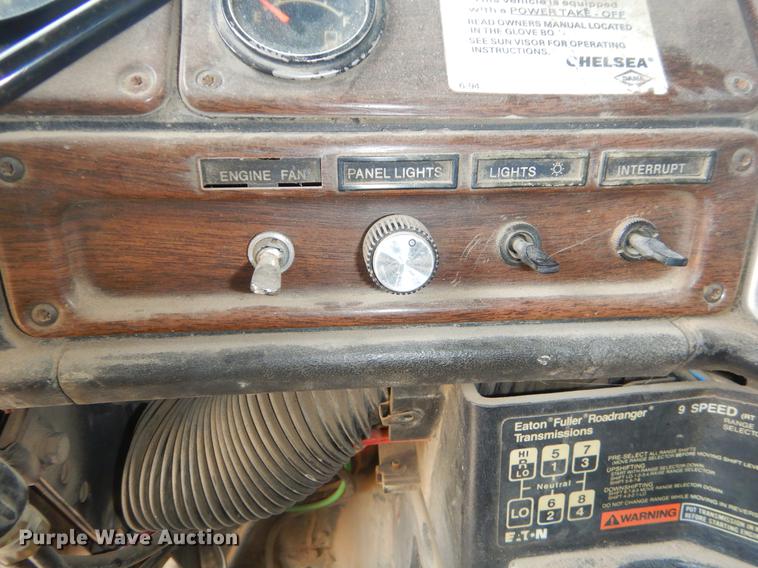 image for item EK9599 1991 Freightliner FLD dump truck