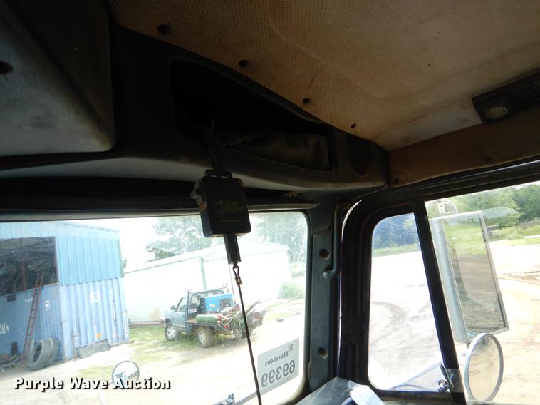 image for item EK9599 1991 Freightliner FLD dump truck
