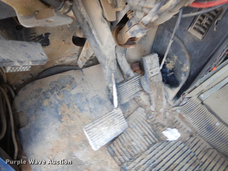 image for item EK9599 1991 Freightliner FLD dump truck