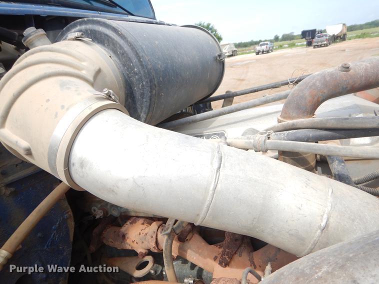 image for item EK9599 1991 Freightliner FLD dump truck