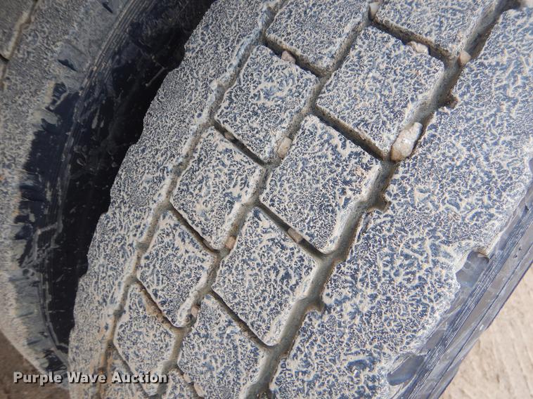 image for item EK9599 1991 Freightliner FLD dump truck