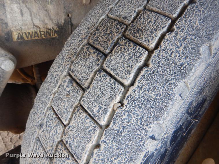 image for item EK9599 1991 Freightliner FLD dump truck