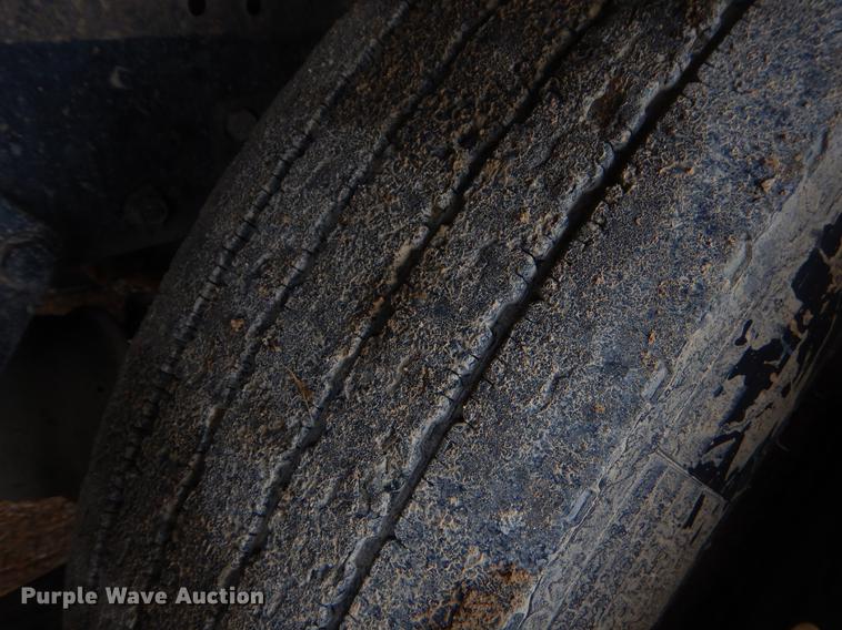 image for item EK9599 1991 Freightliner FLD dump truck