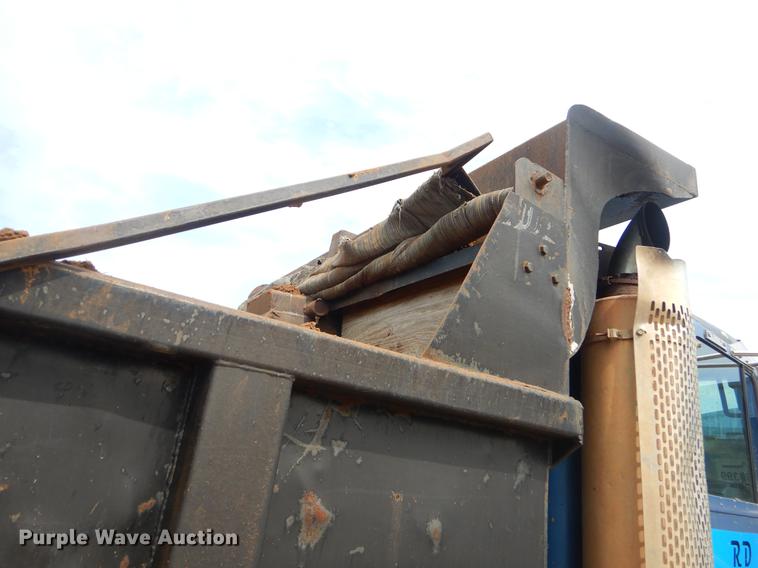 image for item EK9599 1991 Freightliner FLD dump truck