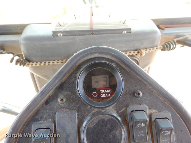 image for item EK9634 2002 Volvo G720 motor grader