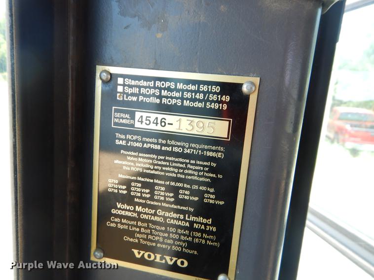 image for item EK9634 2002 Volvo G720 motor grader