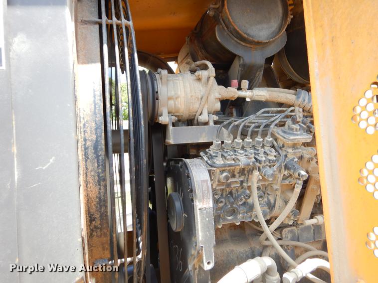 image for item EK9634 2002 Volvo G720 motor grader