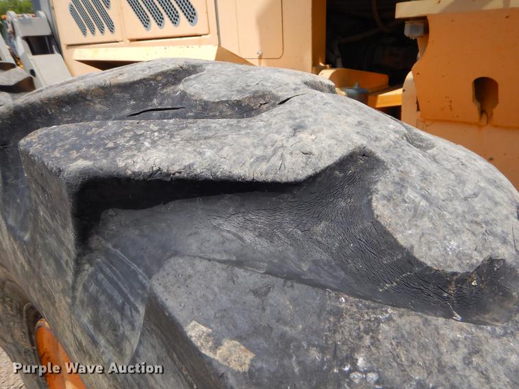 image for item EK9634 2002 Volvo G720 motor grader