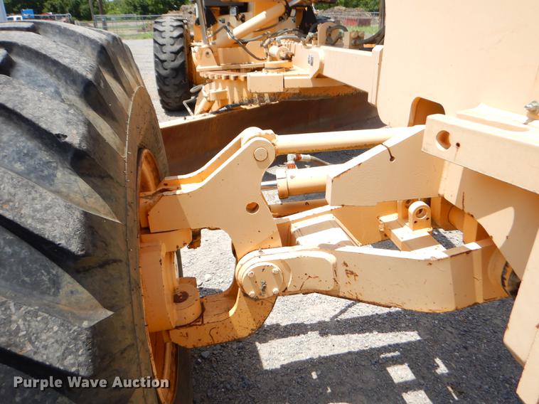 image for item EK9634 2002 Volvo G720 motor grader