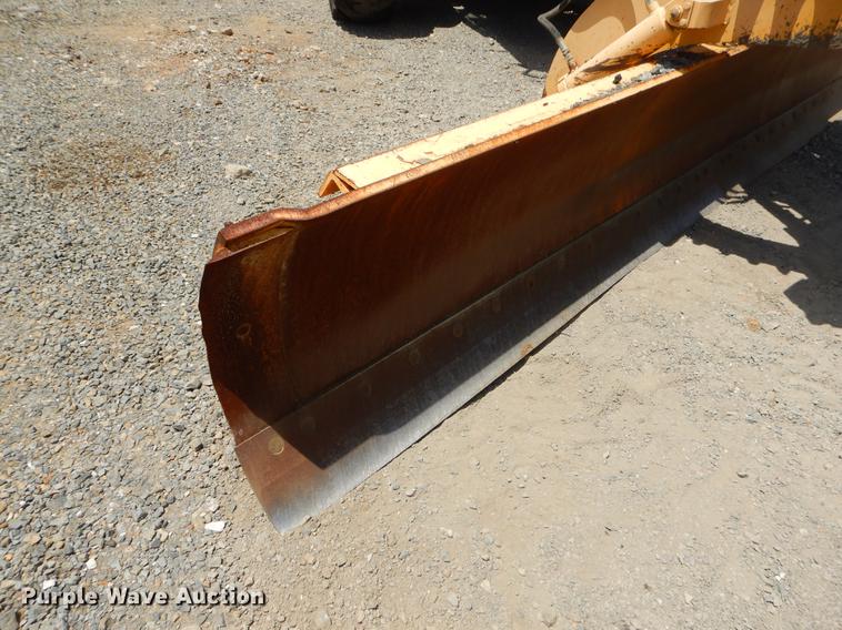 image for item EK9634 2002 Volvo G720 motor grader