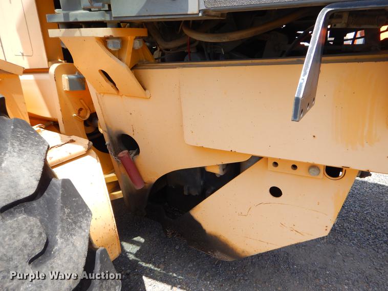 image for item EK9634 2002 Volvo G720 motor grader