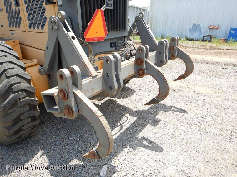 image for item EK9634 2002 Volvo G720 motor grader