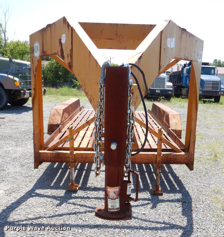 image for item EK9635 1976 Belshe equipment trailer