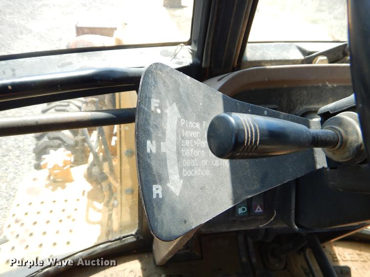 image for item EK9636 1995 Deere 310D backhoe