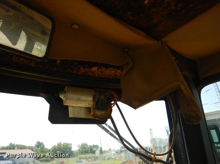 image for item EK9636 1995 Deere 310D backhoe