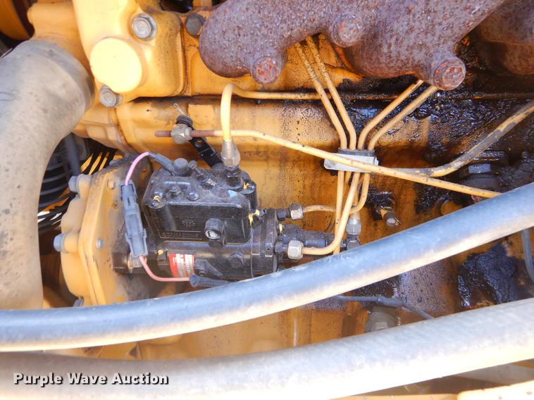 image for item EK9636 1995 Deere 310D backhoe