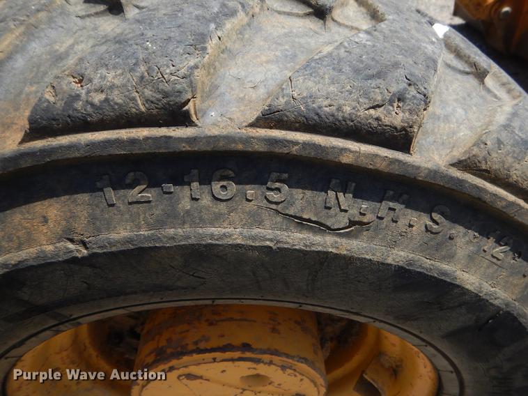 image for item EK9636 1995 Deere 310D backhoe