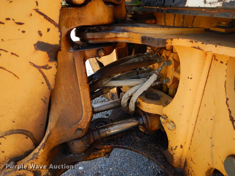 image for item EK9636 1995 Deere 310D backhoe