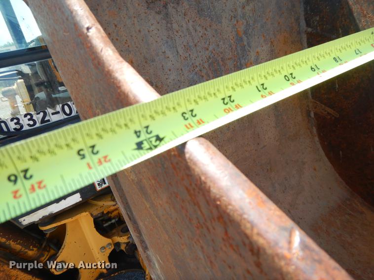 image for item EK9636 1995 Deere 310D backhoe