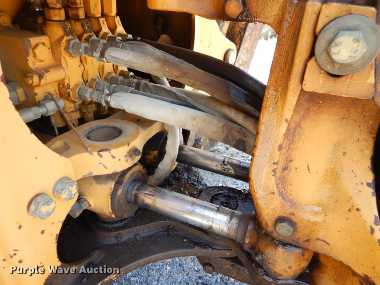 image for item EK9636 1995 Deere 310D backhoe