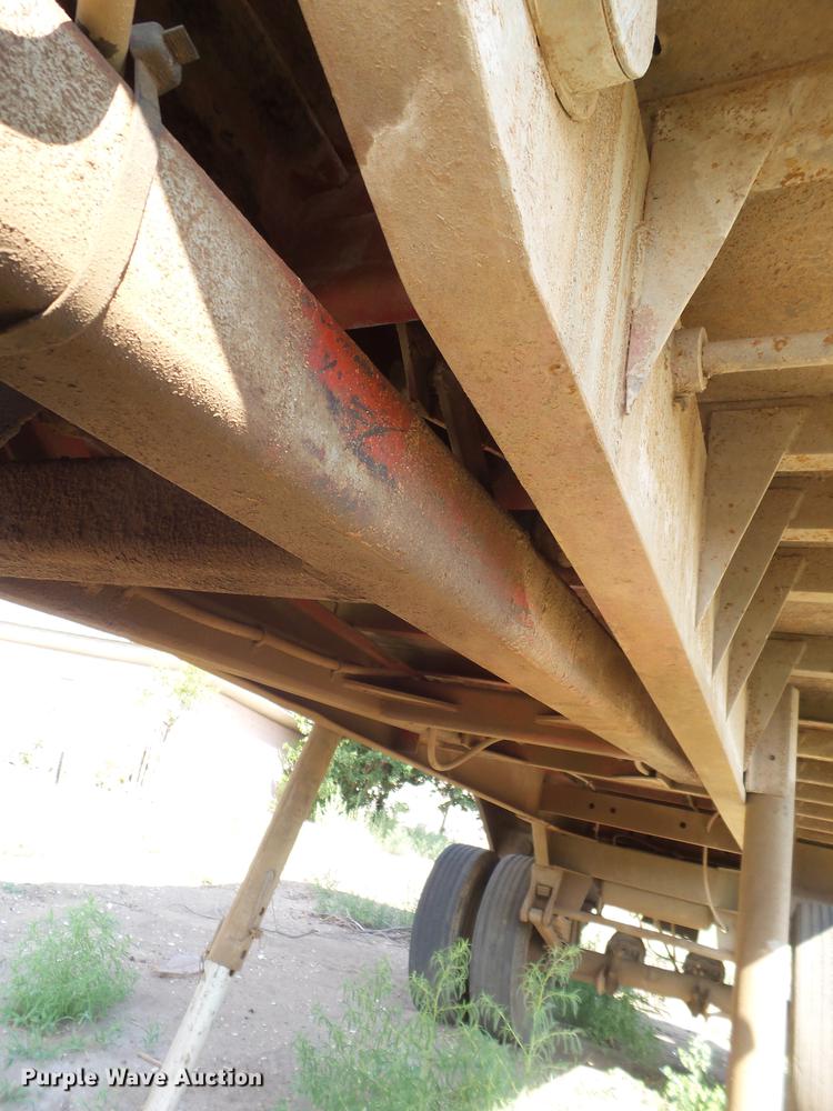 image for item EN9601 1975 Lufkin end dump trailer