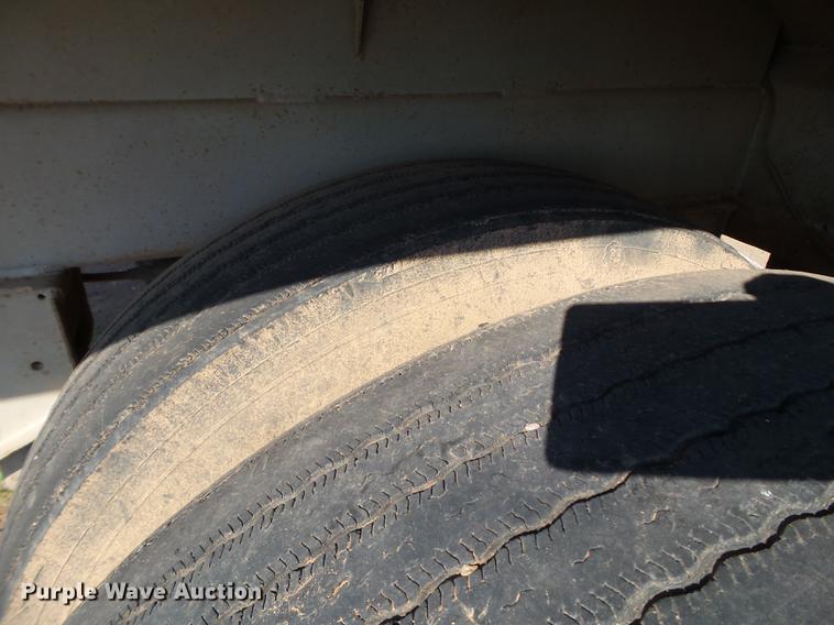 image for item EN9601 1975 Lufkin end dump trailer