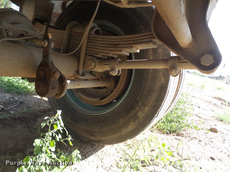 image for item EN9601 1975 Lufkin end dump trailer