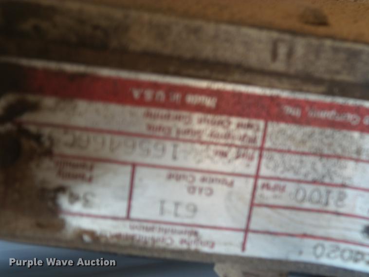 image for item EN9617 1990 International 8100 tank truck