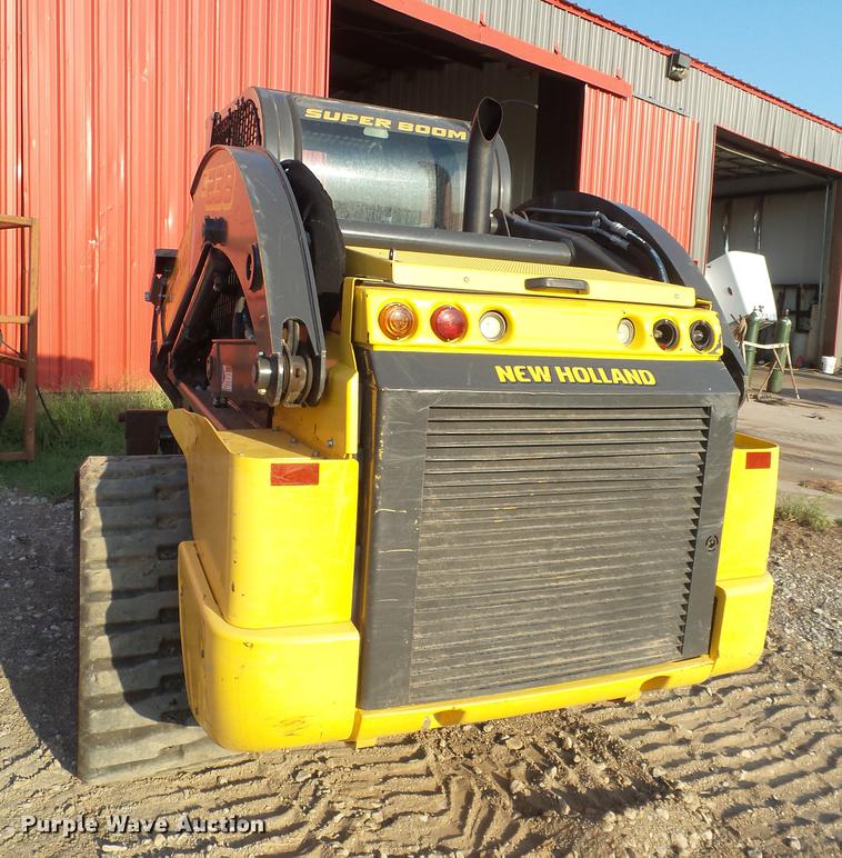 image for item EN9621 2015 New Holland C238 skid steer