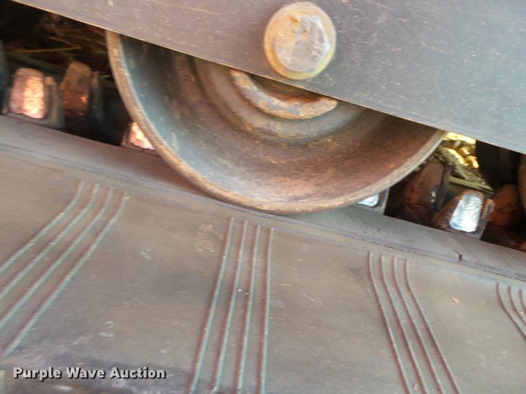 image for item EN9621 2015 New Holland C238 skid steer