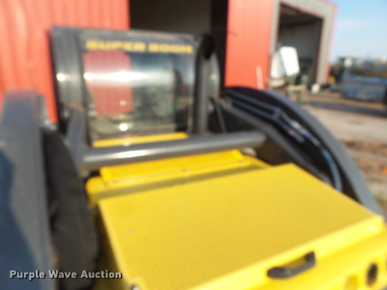 image for item EN9621 2015 New Holland C238 skid steer