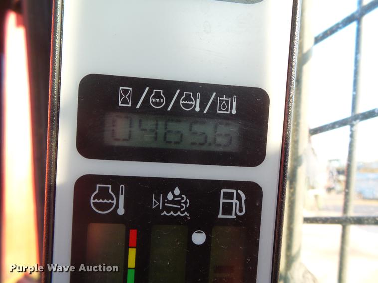 image for item EN9621 2015 New Holland C238 skid steer