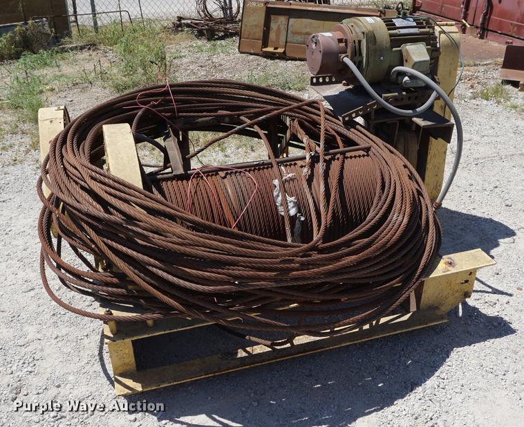 Rail car winch in Kansas City, KS Item ES9882 sold Purple Wave