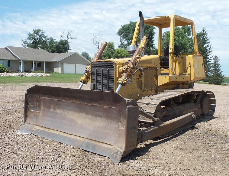 image for item EV9000 1991 John Deere 750B LT dozer