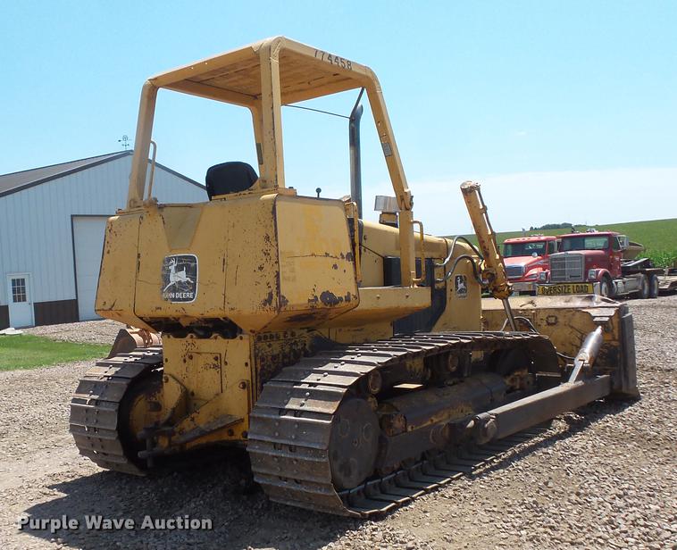 image for item EV9000 1991 John Deere 750B LT dozer