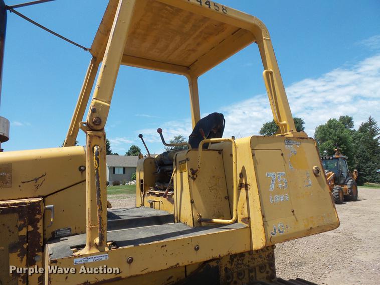 image for item EV9000 1991 John Deere 750B LT dozer